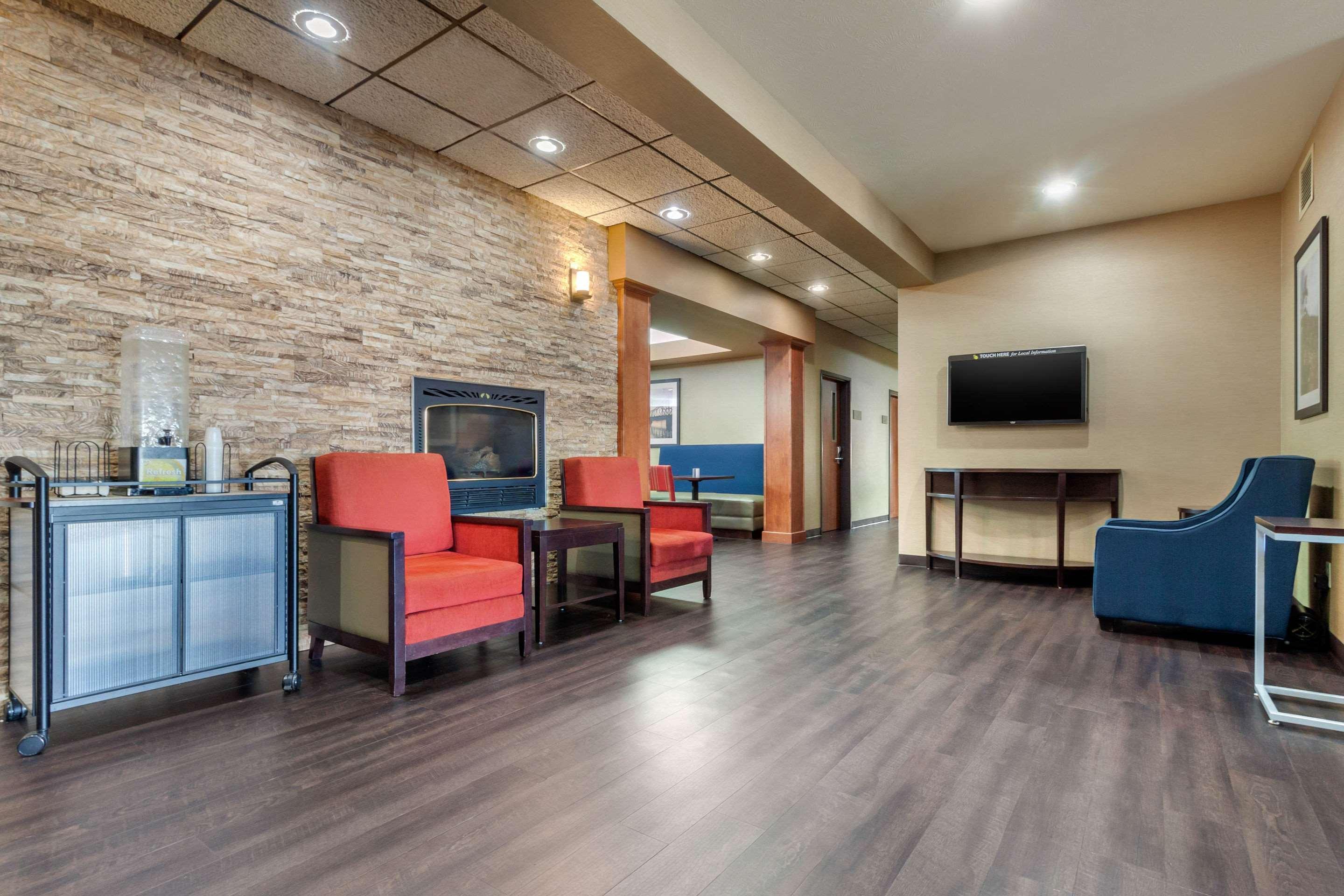 Comfort Inn & Suites Mitchell I-90 Luaran gambar