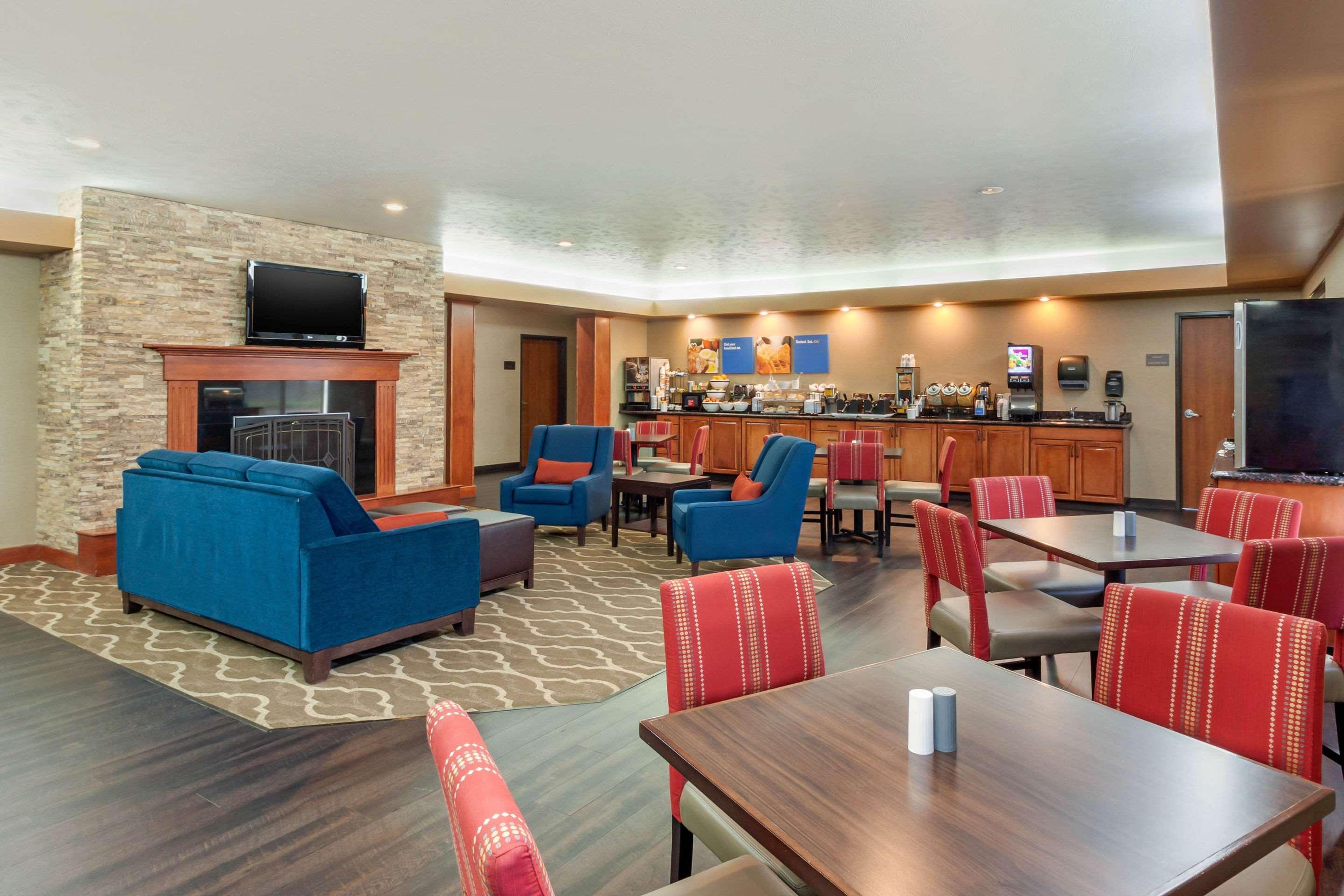 Comfort Inn & Suites Mitchell I-90 Luaran gambar