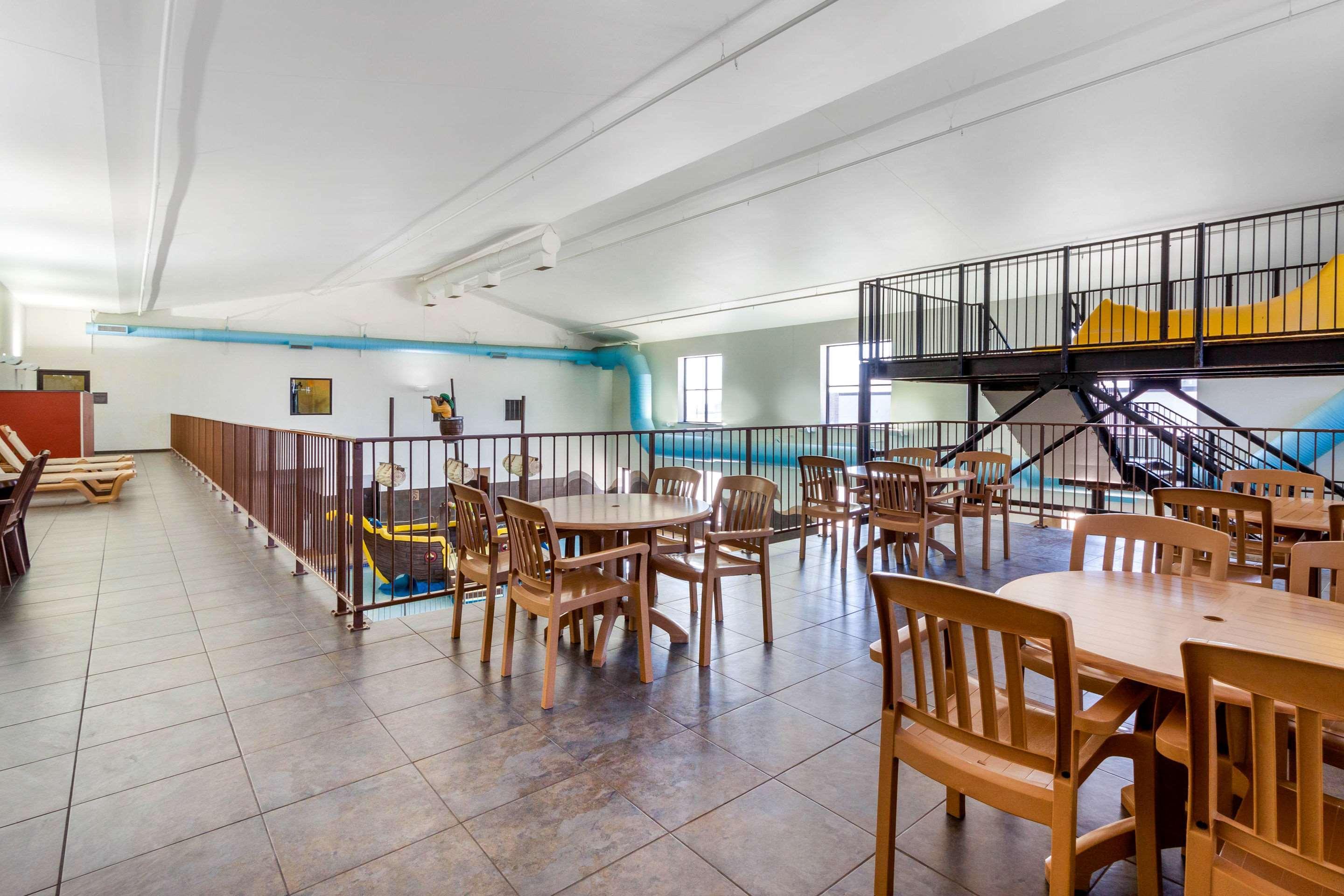 Comfort Inn & Suites Mitchell I-90 Luaran gambar