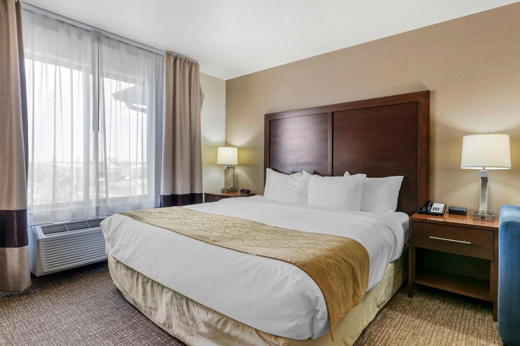 Comfort Inn & Suites Mitchell I-90 Luaran gambar